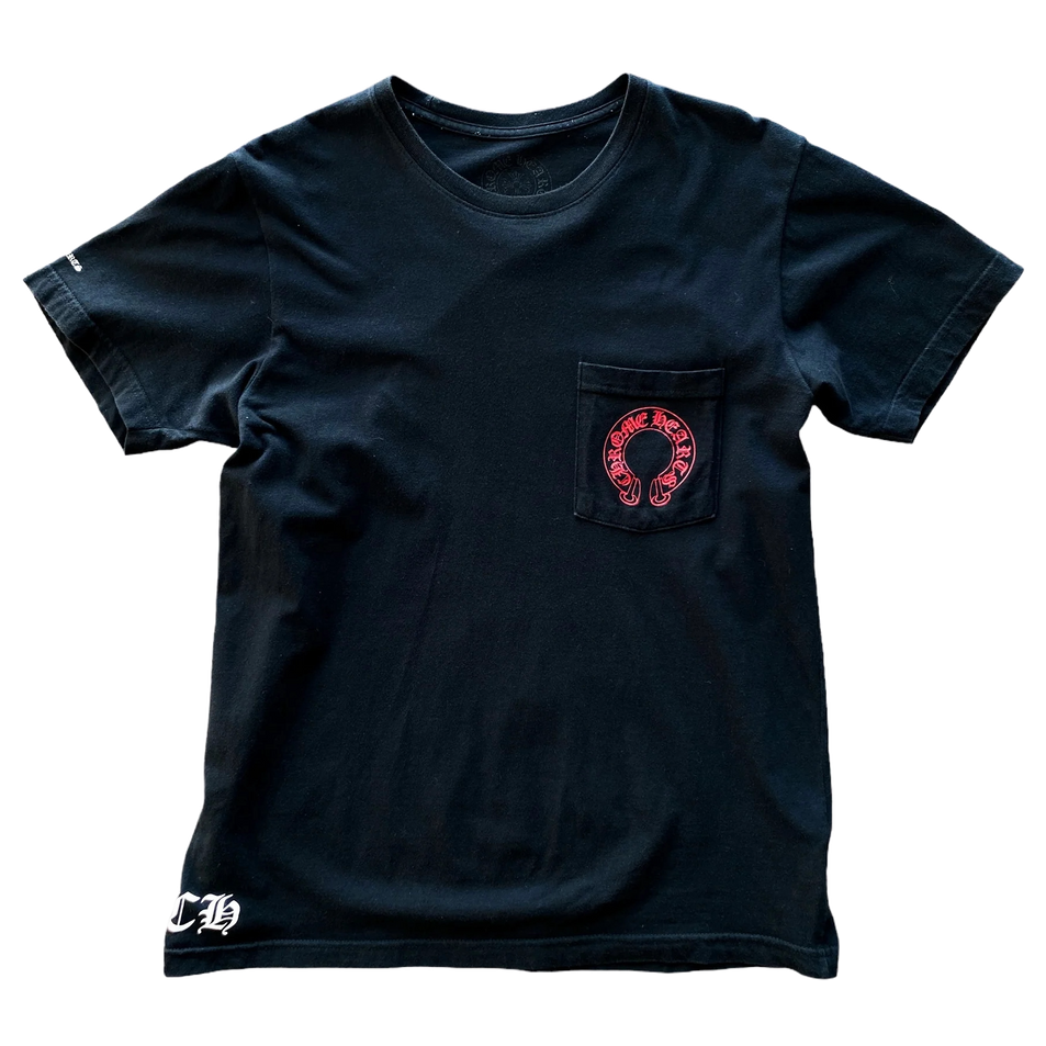 Chrome Hearts Red Horseshoe Cemetery Cross T-Shirt Black